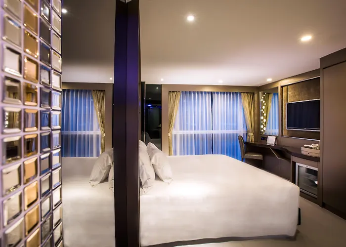 Azure Hotel Pattaya